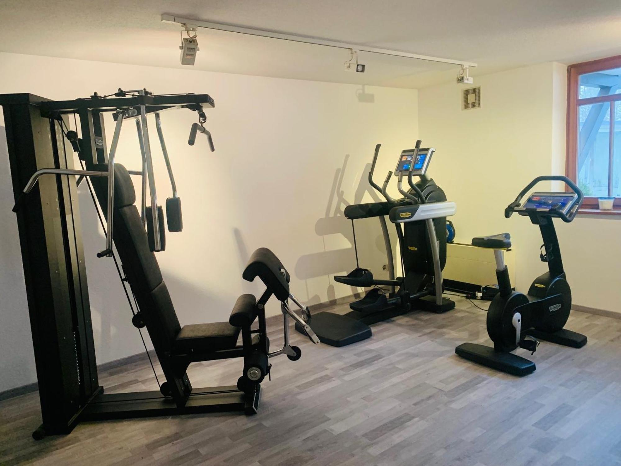 Parkhotel Cham Eksteriør bilde